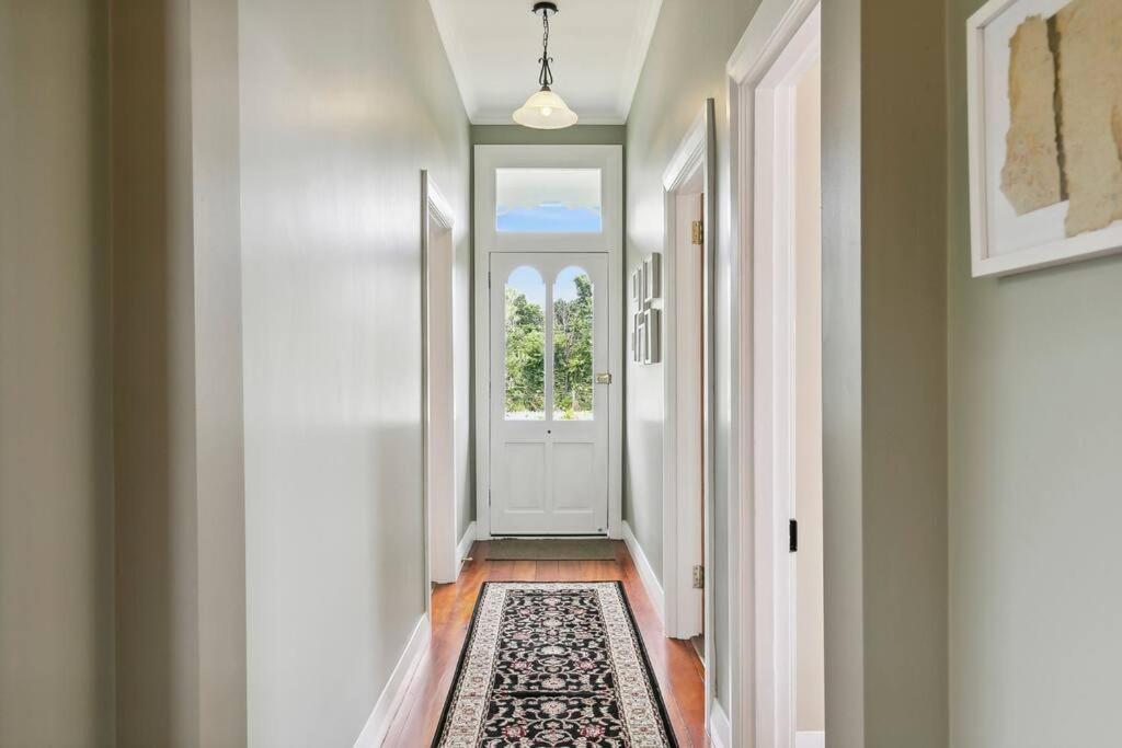 Historic Charm In Greytown - Cosy Kowhai Cottage Exteriér fotografie